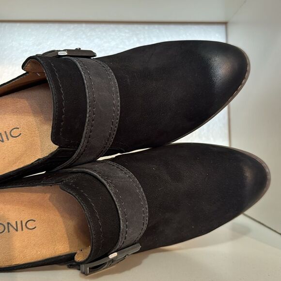 Vionic Black Suede Block Heel Mules Buckle Slip On Comfort Shoes Minimalist - Picture 8 of 14